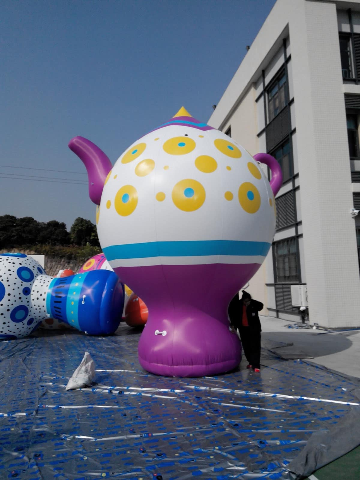 inflatable teapot